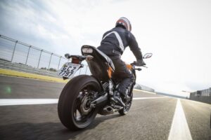 Gauchin Motos - Moto no Trânsito